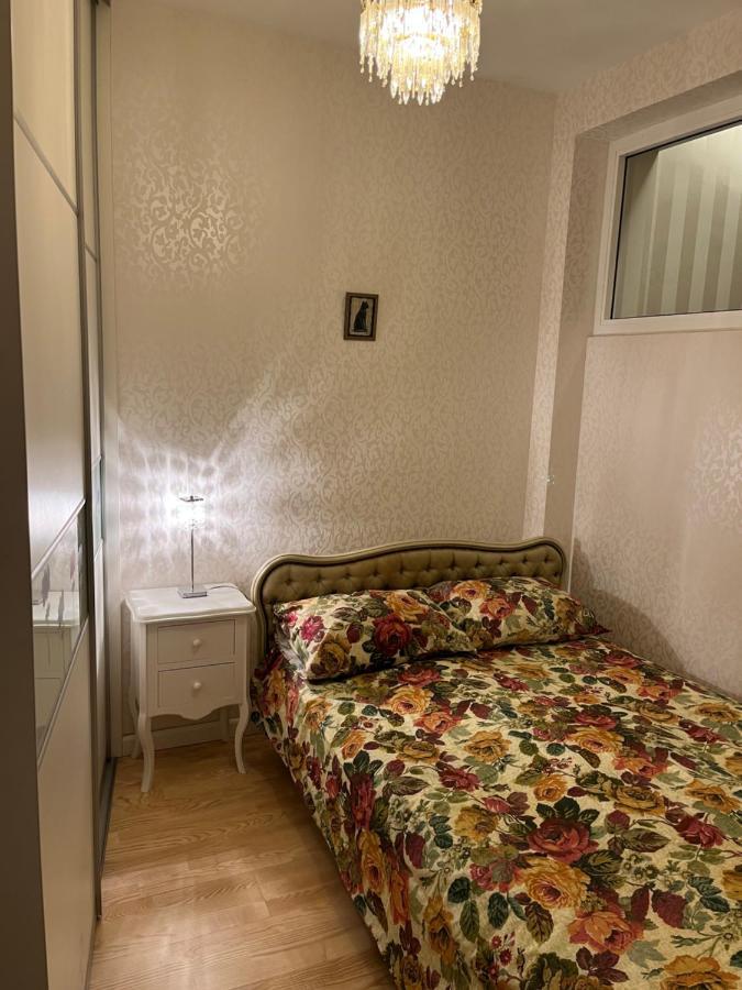 Provence Style Apartment In Old Town Klaipėda Exterior foto