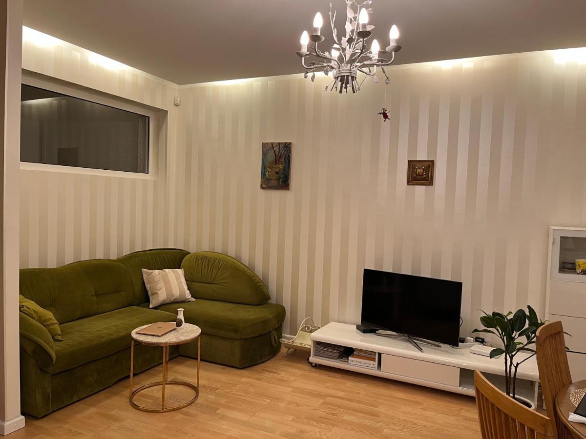 Provence Style Apartment In Old Town Klaipėda Exterior foto